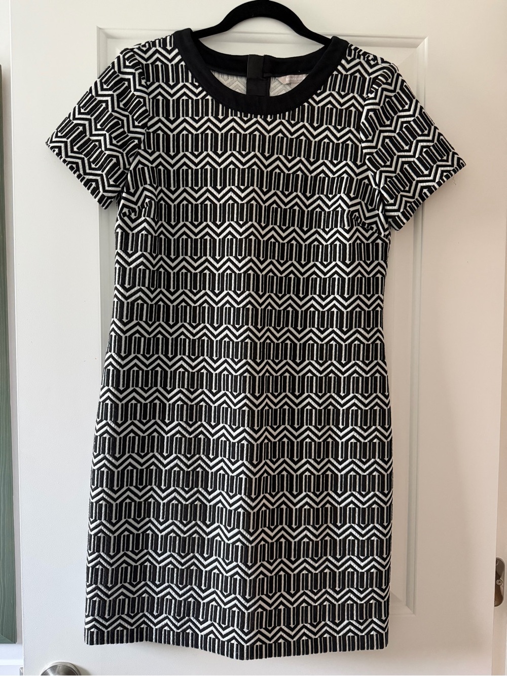 Banana Republic Black and White Geometric Midi Dress